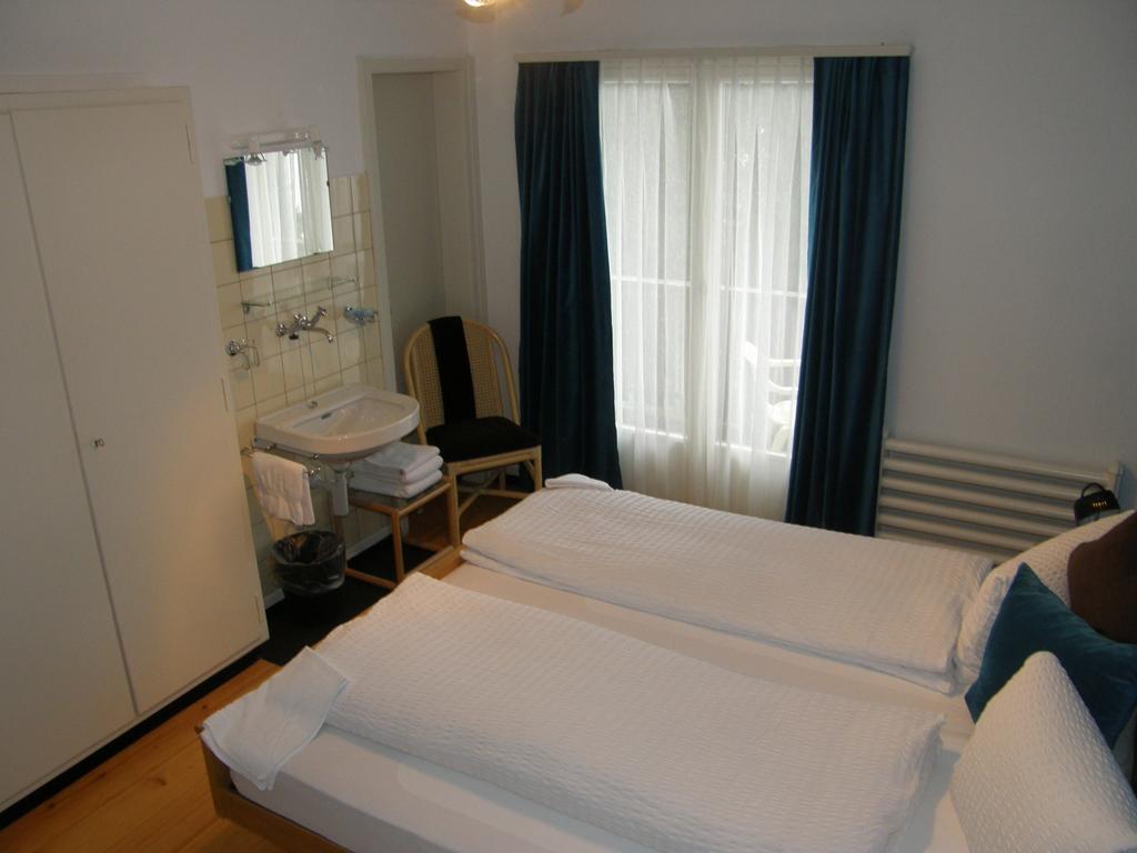 Hôtel Gastehaus Baumgarten à Kehrsiten Extérieur photo