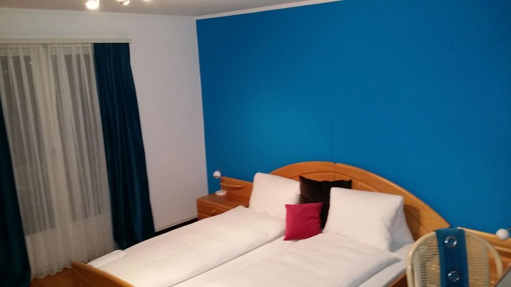 Hôtel Gastehaus Baumgarten à Kehrsiten Chambre photo